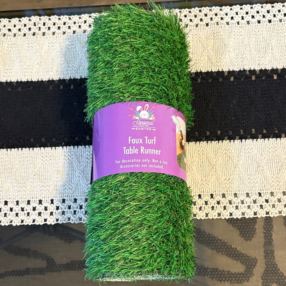 🆕Faux Turf Table Runner
